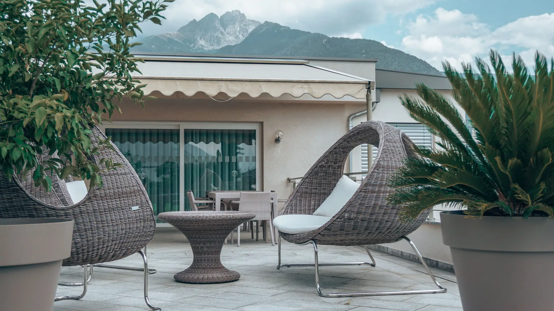 Außenlounge und Garten