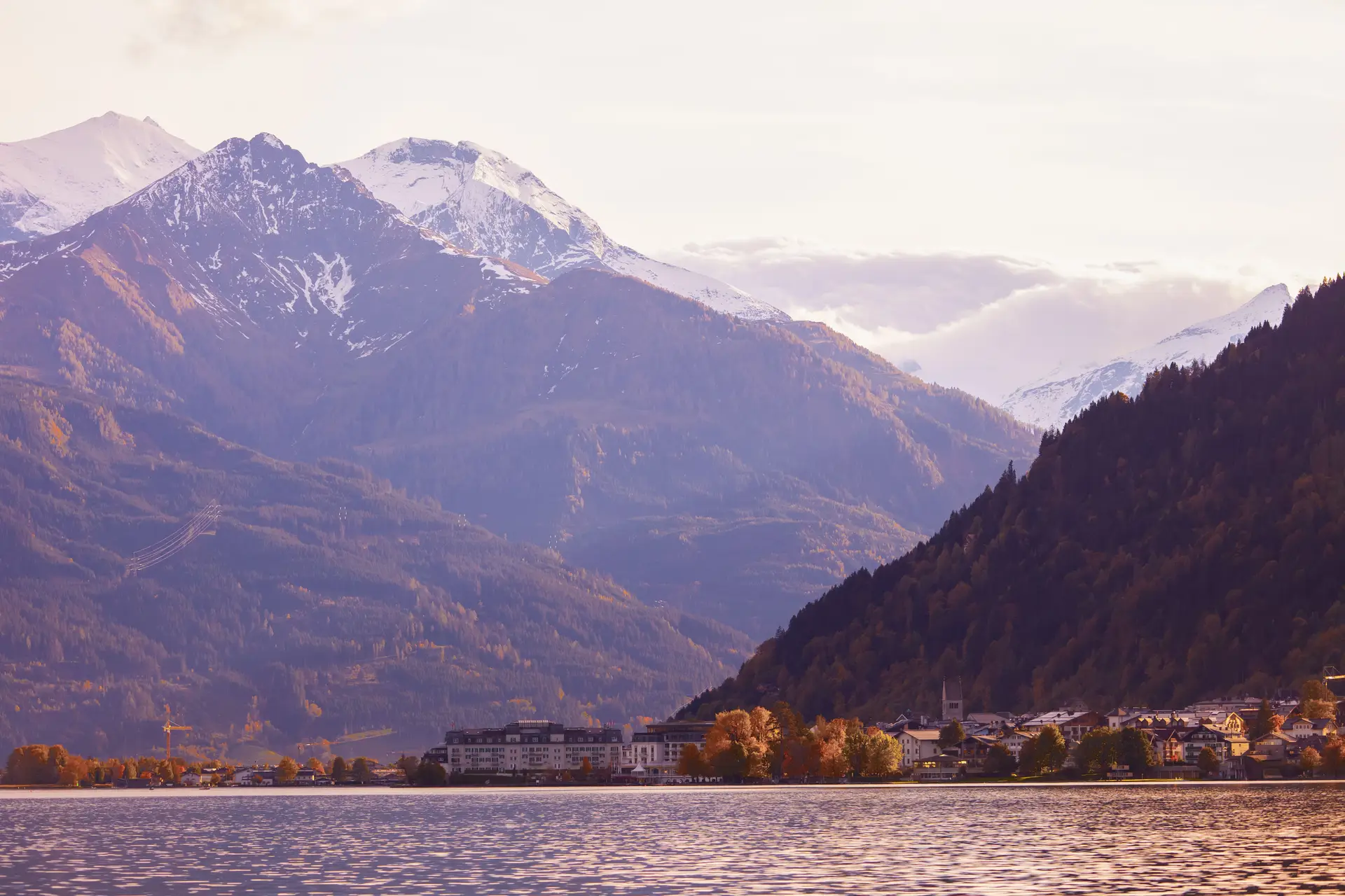 Suite mit Bergblick